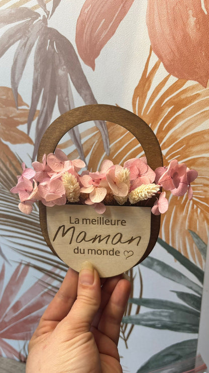 Panier fleuri en bois gravé "La meilleure Maman du monde"