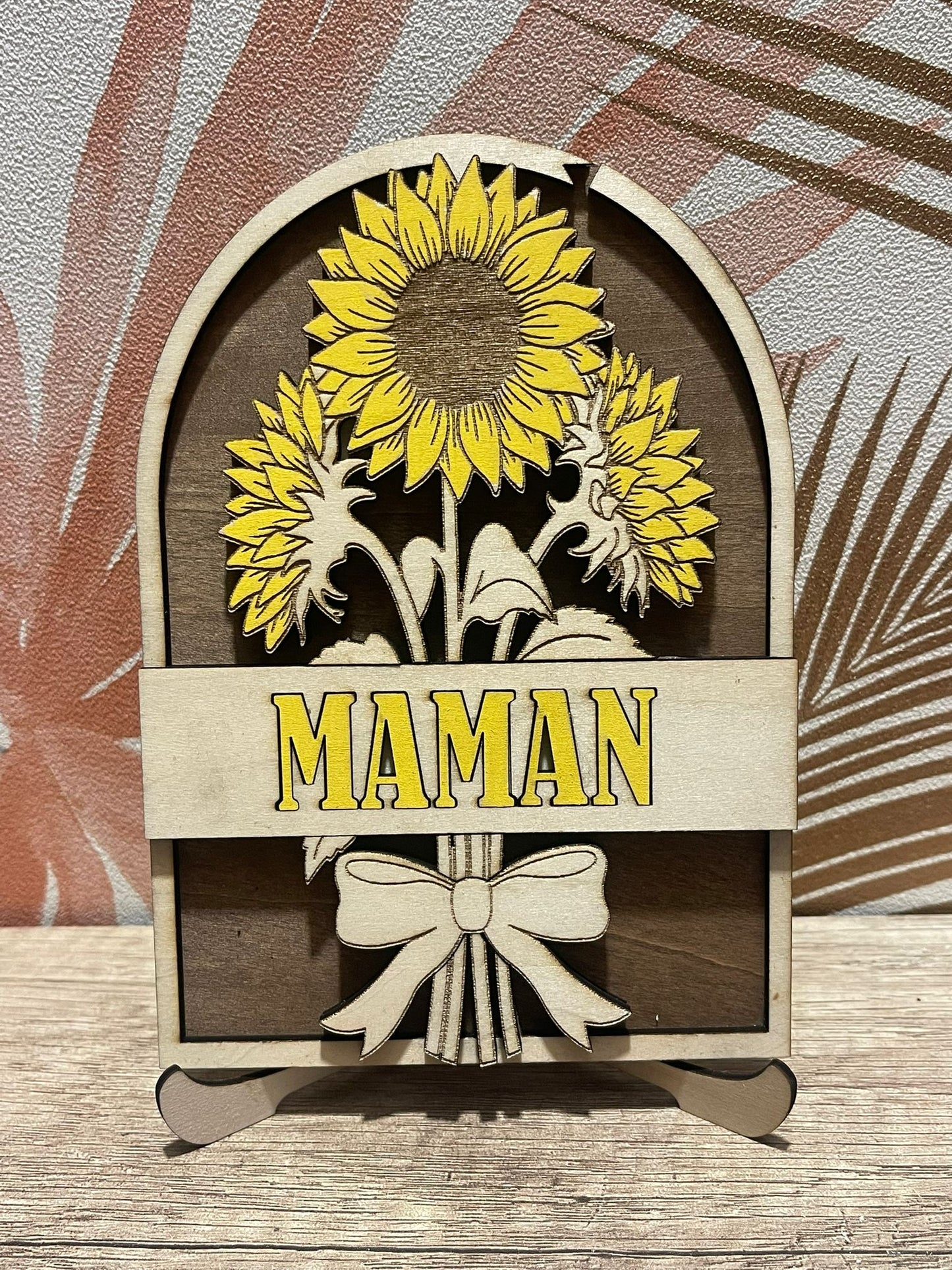 Cadre bois personnalisé Maman – Bouquet au choix (Tournesols ou Tulipes)