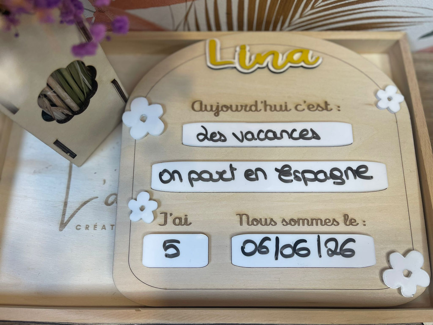 Tableau d'événements personnalisé pour enfant – Prénom acrylique